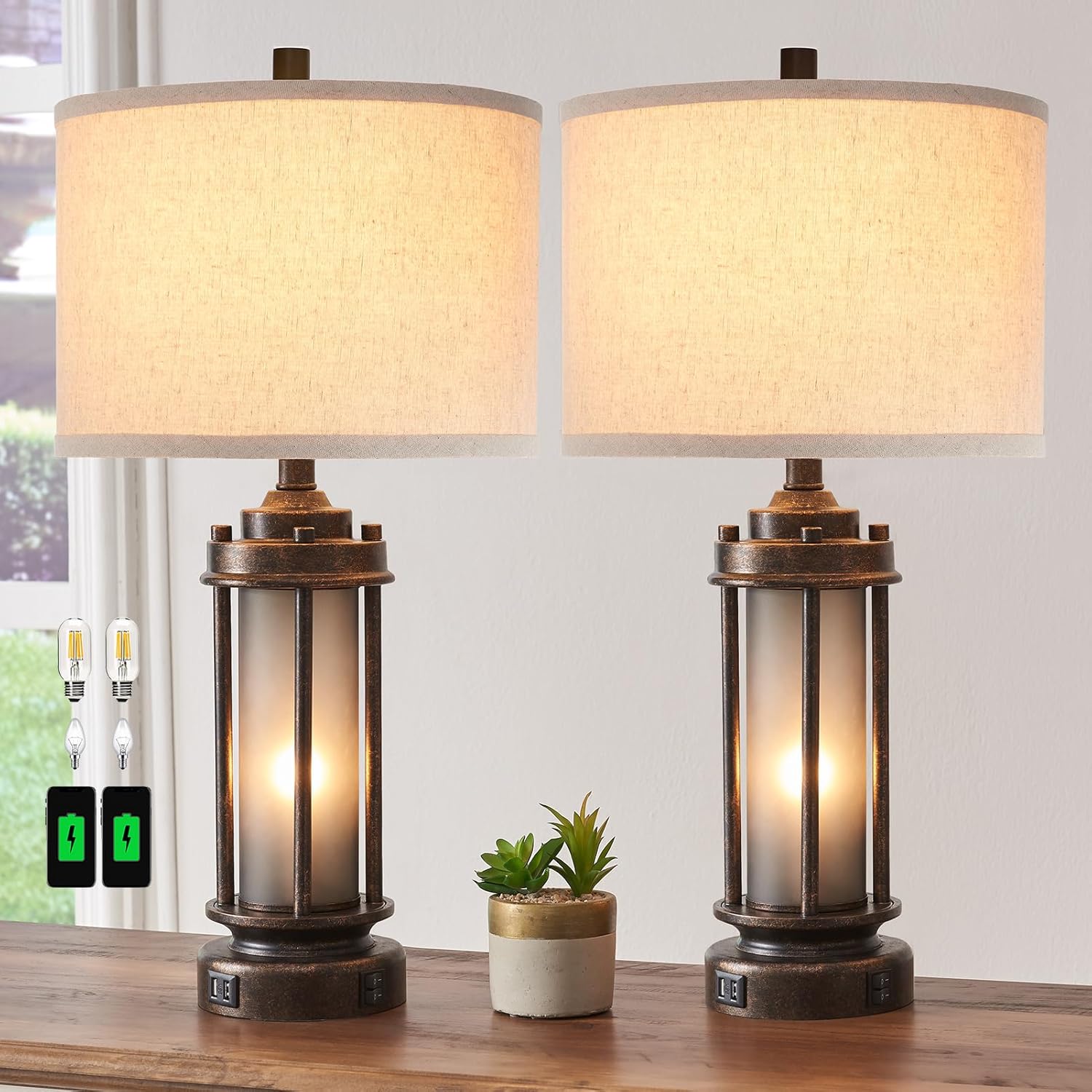 リビングルーム用USB充電ポート付きファームハウスランプ2個 - Solar Lamp のレビューと価格